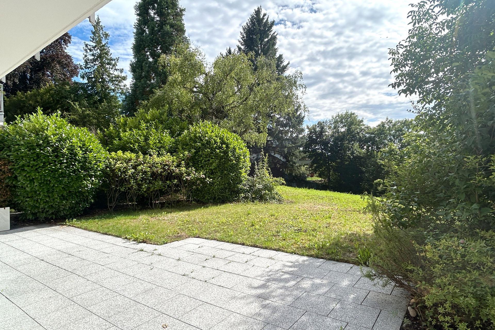 Terrasse und Garten
