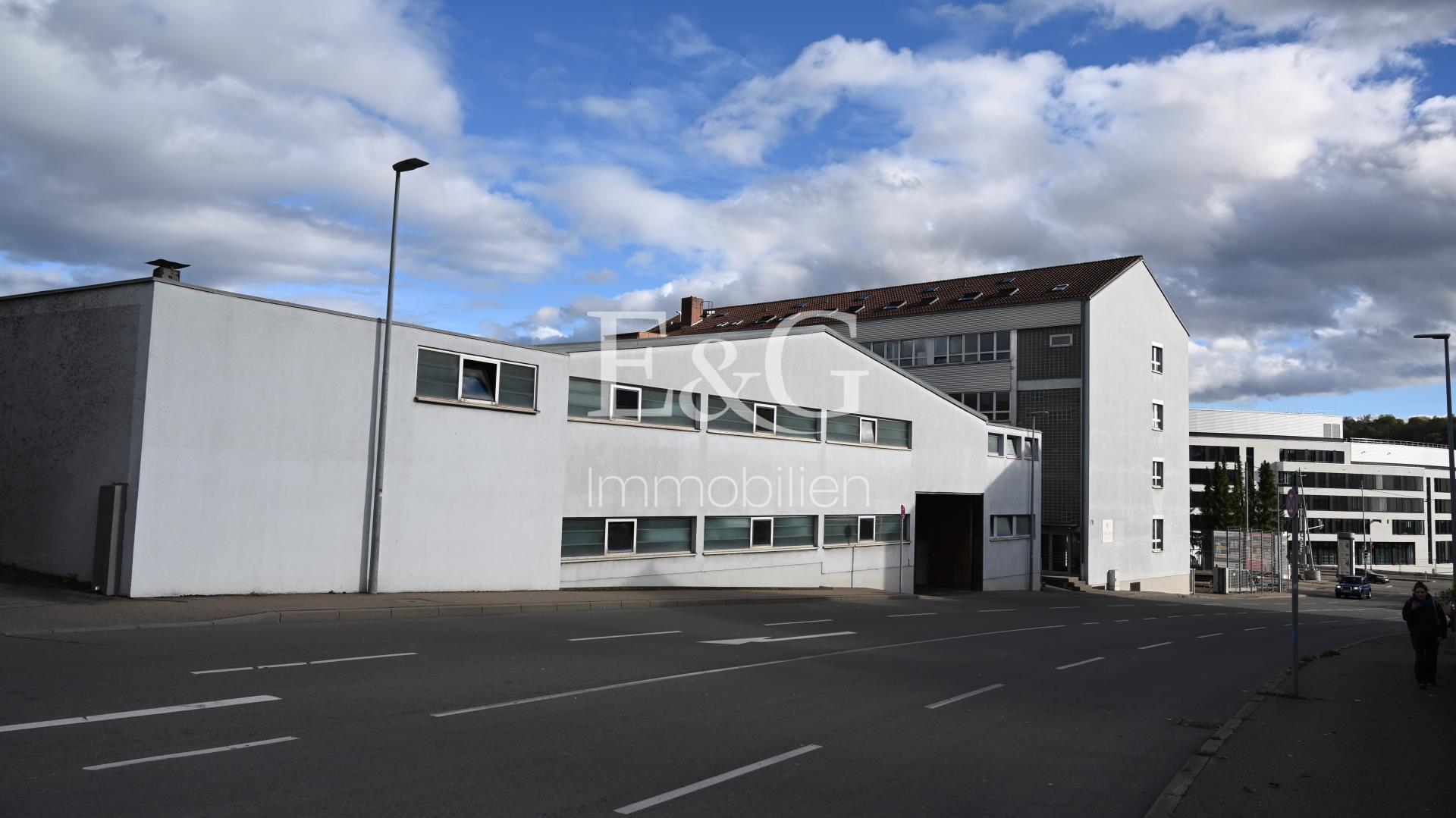 Halle Aussenansicht