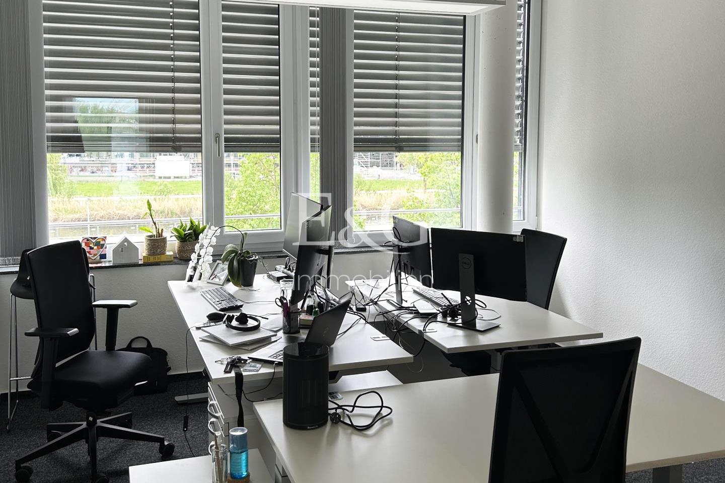 Büro