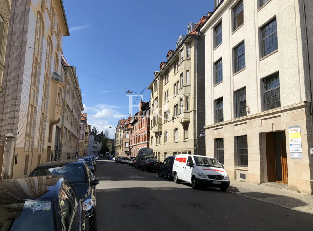Straßenansicht