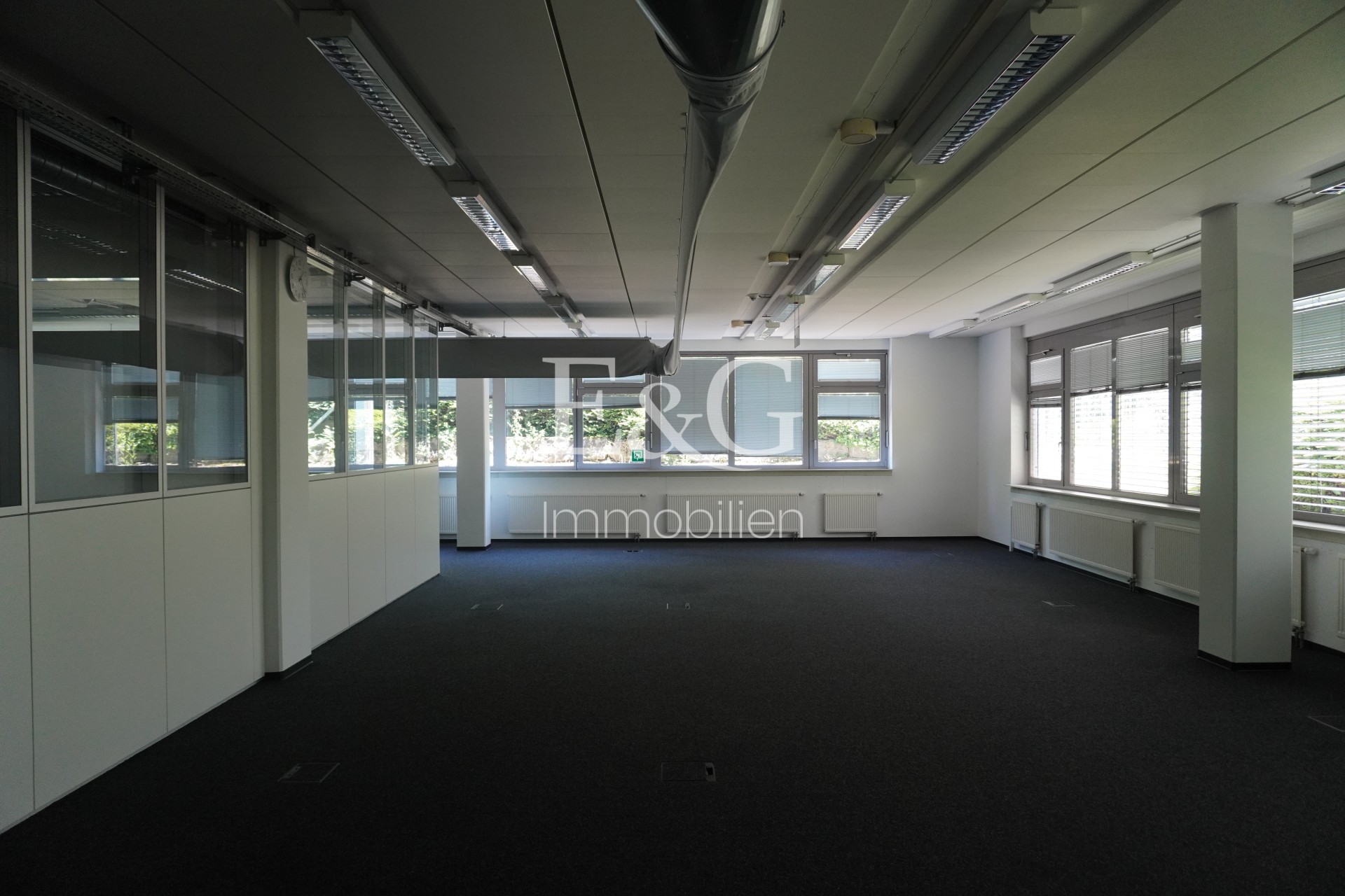 Büro 1